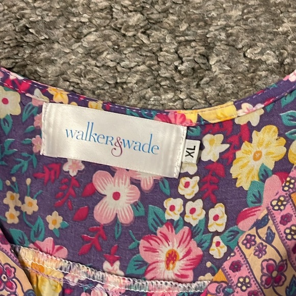 EXCELLENT CONDITION, Walker & Wade Dress - Picture 5 of 8
